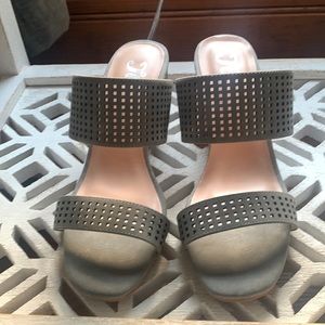 Slides/heels- Like New